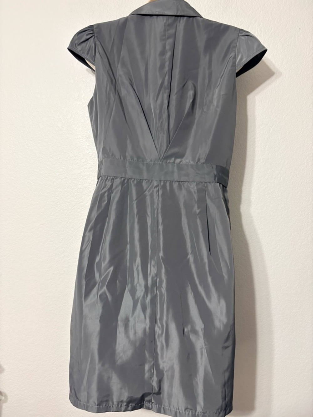 FIG- Canadian Travel Eco-conscious Brand Easy On Gray Dress Cap Sleeve V Neck - Picture 8 of 16
